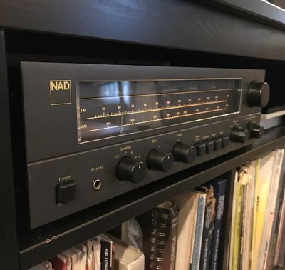 NAD 7020