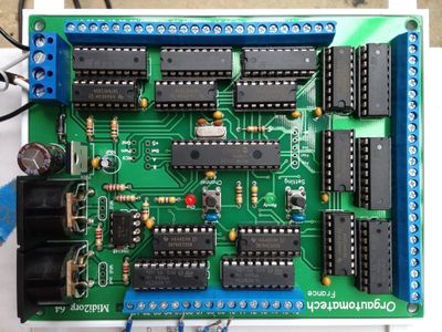 The MIDI decoder board for the carillon, a Midi2org 64, from Orgautomatech in Niort, France.